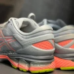 کتونی رانینگ اسیکس Asics Gel Kayano 26 Grey Coral - Image 6
