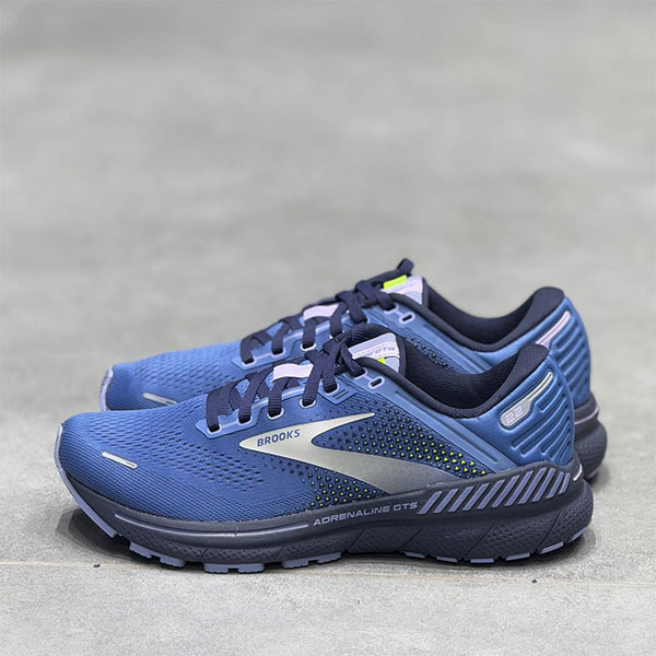 Brooks-Adrenaline-GTS-22-Walking-Shoes کتونی پیاده رویی بروکس Brooks Adrenaline gts 22