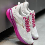 کتونی رانینگ بروکس brooks levitate 5 - Image 2