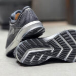کتونی رانینگ بروکس Brooks Levitate Black Silver - Image 3
