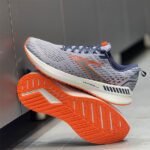 کتونی رانینگ بروکس BROOKS LEVITATE GTS 5 - Image 10
