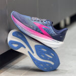 کتونی پیاده رویی بروکس brooks hyperon max - Image 5