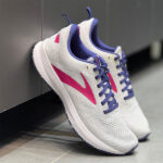 کتونی پیاده روی بروکس brooks revel 5 - Image 3