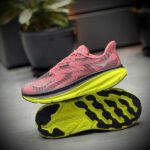 کتونی طبیعت گردی هوکا hoka clifton 9 gore tex - Image 4