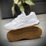 کتونی کژوال نیوبالانس new balance 5740 - Image 5
