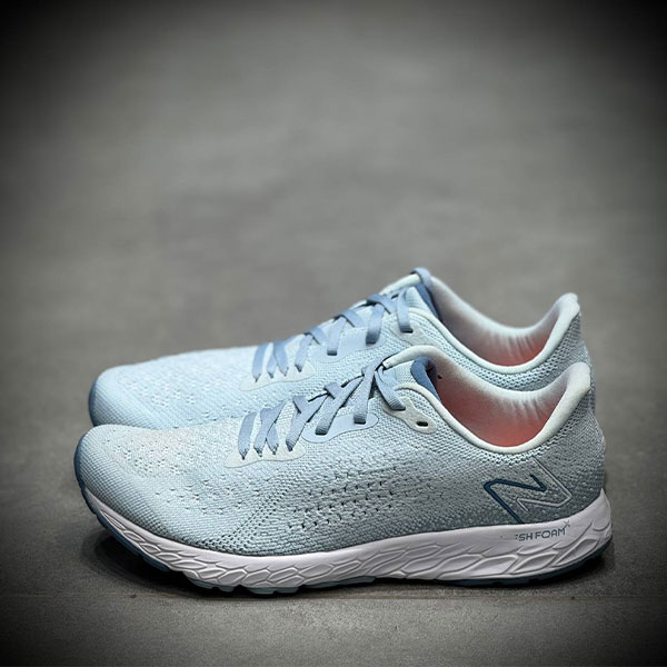 کتونی رانینگ نیوبالانس fresh foam x tempo v2