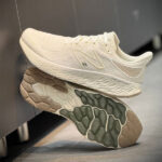 کتونی رانینگ نیوبالانس new balance 1080 v12 - Image 5