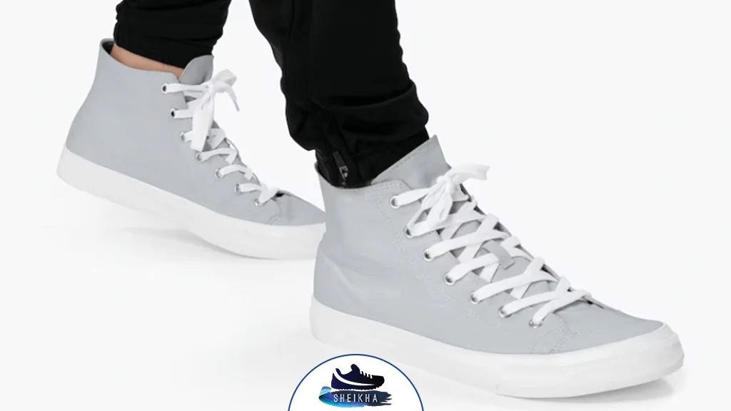 کفش طوسی با شلوار کتان