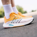 کتونی رانینگ نیوبالانس new balance fuelcell rebel v2 - Image 8