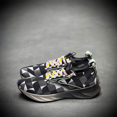 کتونی رانینگ بروکس brooks levitate 6