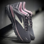 کتونی رانینگ بروکس brooks adrenaline gts 22 - Image 6