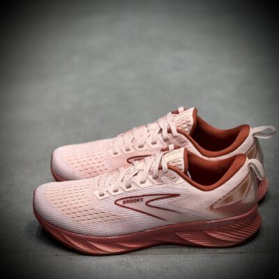 کتونی رانینگ بروکس brooks levitate 6