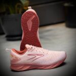 کتونی رانینگ بروکس brooks levitate 6 - Image 4