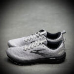 کتونی رانینگ بروکس brooks revel 6