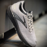 کتونی رانینگ بروکس brooks revel 6 - Image 2