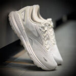 کتونی پیاده رویی بروکس brooks adrenaline gts 23 - Image 5