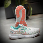 کتونی رانینگ بروکس brooks glycerin 20 - Image 4