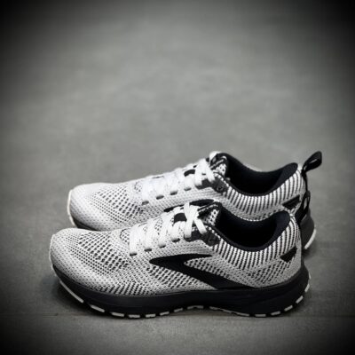 کتونی رانینگ بروکس brooks revel 5