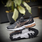 کتونی رانینگ اسیکس asics Gel-Quantum 90