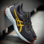 کتونی رانینگ اسیکس asics VERSABLAST 2