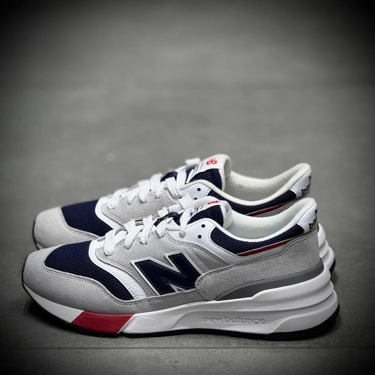 new-balance-997-r-everyday-sneakers (6) کتونی روزمره نیوبالانس New Balance 997 r