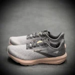 کتونی رانینگ بروکس brooks launch 10