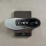 کتونی رانینگ بروکس brooks launch 10 - Image 4