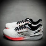 کتونی پیاده روی بروکس brooks hyperion