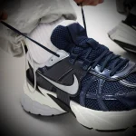 کتونی رانینگ نایک Nike v2k - Image 5